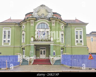 Das slowenische Nationaltheater wird renoviert, Mai 2024, Ljubljana, Slowenien. Stockfoto