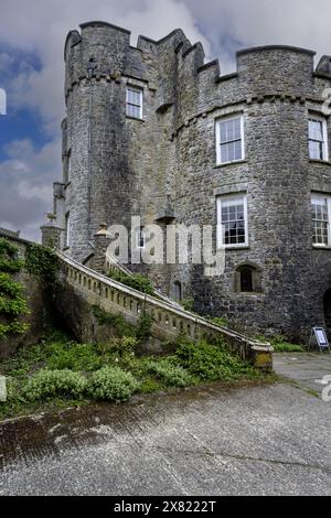 Picton Castle, Rhos, Haverfordwest, Pembrokeshire, Südwales, Wales, Großbritannien – Außenansicht der Burg Stockfoto