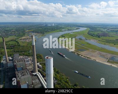 Der rhein in Nordrhein-westfalen, vom Kraftwerk Voerde aus gesehen. Stockfoto