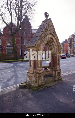Pferdetrog-Denkmal vor der St. Andrews Church in Scarborough Stockfoto