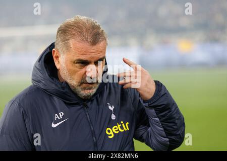 Melbourne, Australien. Mai 2024. Tottenham Hotspur FC Head Coach Ange Postecoglou während des Ausstellungsspiels zwischen Tottenham Hotspur FC und Newcastle United FC auf dem Melbourne Cricket Ground. Newcastle gewann das Spiel im Elfmeterschießen mit 5:4. Quelle: SOPA Images Limited/Alamy Live News Stockfoto