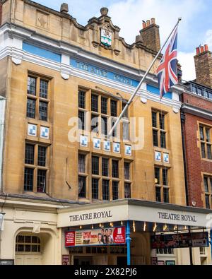 Windsor, Großbritannien - 21. Oktober 2023: Das Äußere des historischen Theatre Royal, Windsor, Großbritannien. Stockfoto