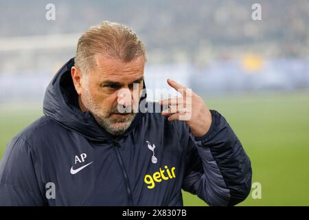 Melbourne, Australien. Mai 2024. Tottenham Hotspur FC Head Coach Ange Postecoglou während des Ausstellungsspiels zwischen Tottenham Hotspur FC und Newcastle United FC auf dem Melbourne Cricket Ground. Newcastle gewann das Spiel im Elfmeterschießen mit 5:4. (Foto: George Hitchens/SOPA Images/SIPA USA) Credit: SIPA USA/Alamy Live News Stockfoto