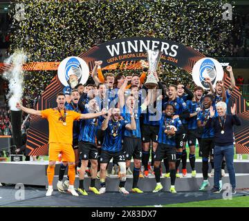 Dublin, Dublin, Irland. Mai 2024. Die Spieler von Atalanta heben die Trophäe nach dem Sieg im Finale der Europa League. Atalanta gewann 3:0. (Kreditbild: © Fabio Sasso/ZUMA Press Wire) NUR REDAKTIONELLE VERWENDUNG! Nicht für kommerzielle ZWECKE! Quelle: ZUMA Press, Inc./Alamy Live News Stockfoto