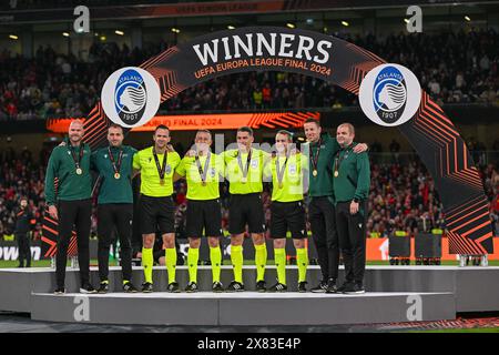 Dublin, Irland. Mai 2024. Alle Schiedsrichtermitarbeiter während des Endspiels der UEFA Europa League 2024 zwischen Atalanta B.C. und Bayer 04 Leverkusen im Aviva Stadium, Dublin, 22. Mai 2024 Credit: Independent Photo Agency/Alamy Live News Stockfoto