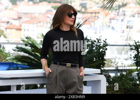 22. Mai 2024, Cannes, Cote D'azur, Frankreich: LUISA RANIERI posiert während des „Parthenope“-Fotoaufrufs beim 77. Jährlichen Filmfestival von Cannes im Palais des Festivals in Cannes (Foto: © Mickael Chavet/ZUMA Press Wire) NUR ZUR REDAKTIONELLEN VERWENDUNG! Nicht für kommerzielle ZWECKE! Stockfoto