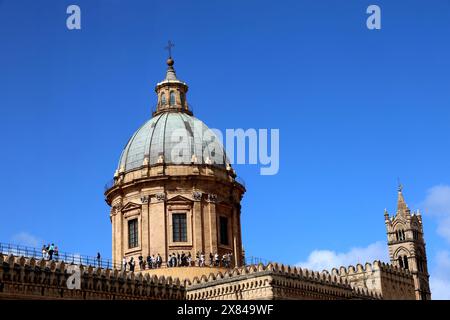 Außenansicht der Kathedrale von Palermo in Sizilien Italien Stockfoto