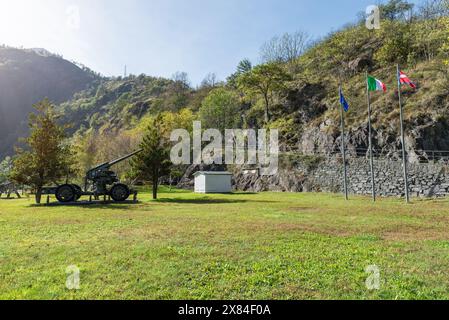 Ornavasso, Italien. Abfahrt der Militärstraße zum Besuch der Linea Cadorna Stockfoto