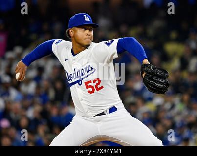 Los Angeles, Usa. Mai 2024. Elieser Hernandez, Helfer der Los Angeles Dodgers, liefert am Mittwoch, den 22. Mai 2024, im siebten Inning gegen die Arizona Diamondbacks im Dodger Stadium in Los Angeles. Foto: Jim Ruymen/UPI Credit: UPI/Alamy Live News Stockfoto