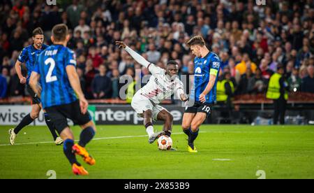 Dublin, Irland. Mai 2024. Victor Boniface (Leverkusen) Berat Djimsiti (Bergamo) Atalanta Bergamo - Bayer 04 Leverkusen 22.05.2024 Copyright ( Stockfoto