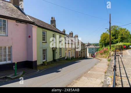 Häuser entlang der Mill Street in der Marktstadt Great Torrington, Devon, England. Stockfoto