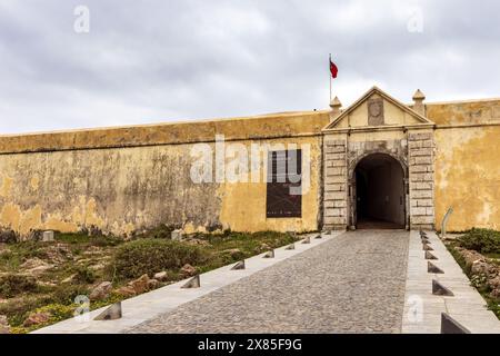 Eintritt zur Fortaleza de Sagres (Festung von Sagres), Algarve, Portugal Stockfoto