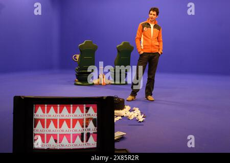 Gregor Steinbrenner moderiert bei ZDF pur, Deutschland 2005. Stockfoto