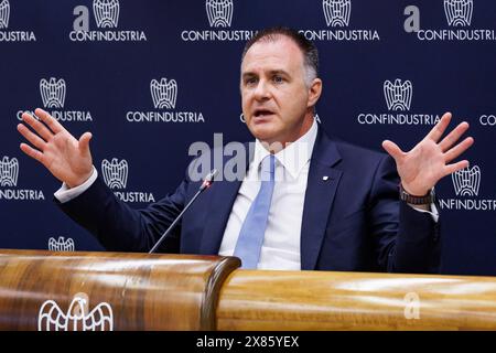 Roma, Italien. Mai 2024. IL presidente di Confindustria Emanuele Orsini durante la conferenza stampa al termine dell'Assemblea privata a Roma, Gioved&#xec;, 23 Maggio 2024 (Foto Roberto Monaldo/LaPresse) Präsident der Confindustria Emanuele Orsini während der Pressekonferenz am Ende der Privatversammlung in Rom, Donnerstag, 23. Mai 2024 (Foto: Roberto Monaldo/LaPresse) LaPresse/Alamy Live News Stockfoto