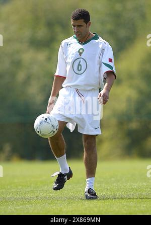 Noureddine Naybet von Marokko in Aktion bei Ciudad Deportiva de Abegondo am 18. Mai 2004 in A Coruña, Spanien. (Foto von QSP) Stockfoto