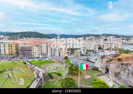 Savona, Liturgia, Italien. Blick über die Stadt Savona von der Festung Priamar. Stockfoto