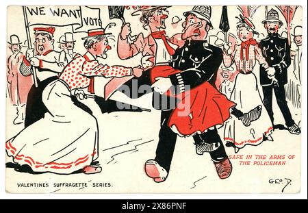 Original-Anti-Suffragette-Postkarte, eine Frau wird von einem Polizisten verhaftet. Die Bildunterschrift lautet "sicher in den Armen des Polizisten", das Banner ist "Wir wollen die Abstimmung". Die Stimmen für Frauen waren in den frühen 1900er Jahren ein umstrittenes Thema Das ist eine typische Postkarte der Zeit, die Suffragetten als hässliche, unattraktive, wütende Frauen darstellt. Illustriert von Geo D. veröffentlicht von Valentines Suffragette Series. 1908 Stockfoto