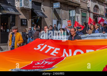 Porto, Portugal: 1. Mai 2024: Feier und Protest zum 1. Mai in Portugal, Tag der Arbeit, in Porto, Portugal Stockfoto