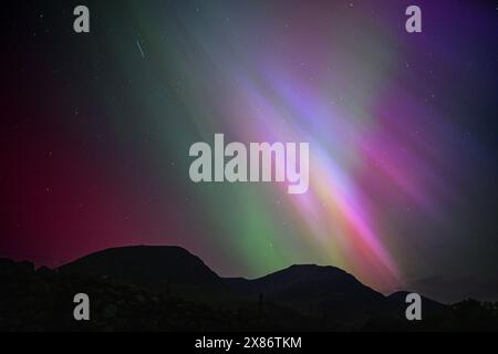 Aurora Borealis über Buttermere, Lake District, Großbritannien Stockfoto