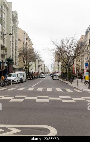 Paris, 19. April 2024:- Ein Blick auf die Straßen von Paris Stockfoto