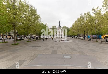 Paris, 19. April 2024: Ein Blick auf den Place de La Republique oder den Platz der Republik Stockfoto