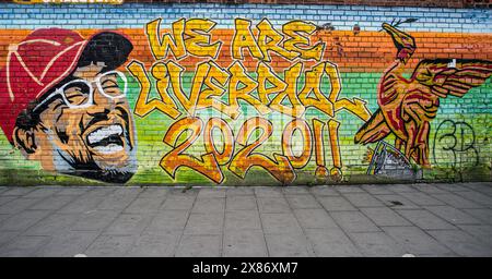 LIVERPOOL, ENGLAND - 19. MAI: Wir sind Liverpool Wandbild von Manager Jurgen Klopp. Stockfoto