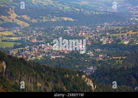 Zakopane in Polen. Bergziel Ferienort in Polen. Die Bezirke Olcza und Cyhrla. Stockfoto