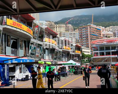 23. Mai 2024, Circuit de Monaco, Monte Carlo, Formel 1 Grand Prix Monaco 2024, im Bild die Boxengasse von Monaco. Stockfoto