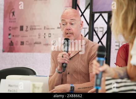 Der irische Schriftsteller John Boyne beim 29. Buch-und Literaturfestival der Prager Buchwelt, das am 23. Mai 202 in Prag beginnt Stockfoto