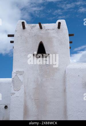 Das Branigan Cultural Center, das 1935 im Pueblo Revival Stil erbaut wurde, war einst die erste Bibliothek in Las Cruces und beherbergt heute kulturelle Veranstaltungen, Las Cruces NM Stockfoto