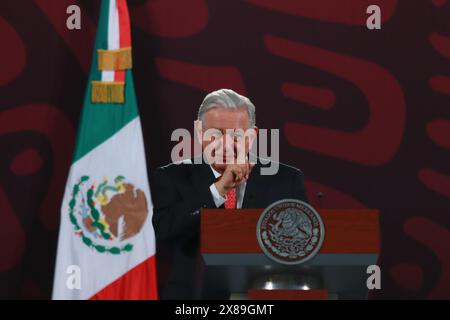 Nicht exklusiv: Präsident von Mexiko, Andres Manuel Lopez Obrador, spricht während einer Briefing-Konferenz vor Reportern im Nationalpalast. Stockfoto