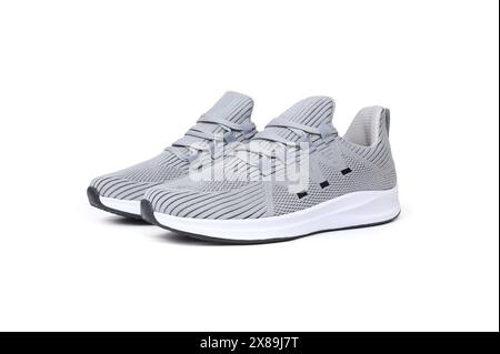 Freizeitschuhe/Sneaker isoliert auf weißem Hintergrund Stockfoto