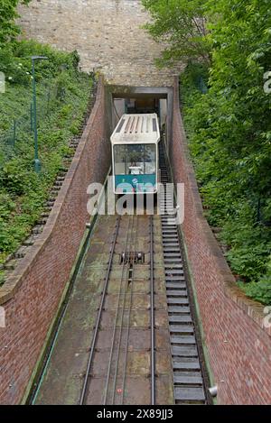 Petrin-Seilbahn, Prag, Tschechische Republik, Mai 2024 Stockfoto