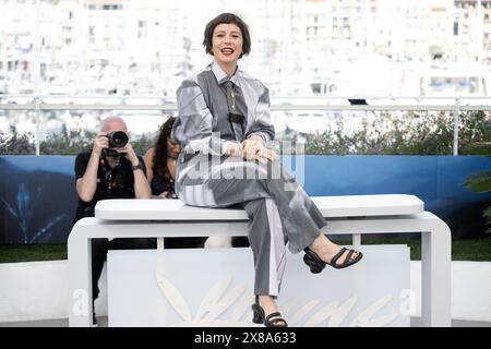 Cannes, Frankreich. Mai 2024. Crista Alfaiate nimmt am Grand Tour Fotocall beim 77. Jährlichen Filmfestival von Cannes am 23. Mai 2024 im Palais des Festivals in Cannes Teil. Foto: David Niviere/ABACAPRESS. COM Credit: Abaca Press/Alamy Live News Stockfoto