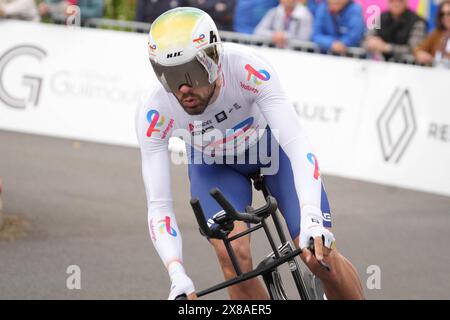 Laval, Frankreich. Mai 2024. OURSELIN Paul VON TOTALENERGIES während des Boucles de la Mayenne 2024, Stage 1 Prolog Espace Mayenne Laval, UCI Pro Series Radrennen am 23. Mai 2024 in Laval, Frankreich. Foto: Laurent Lairys/ABACAPRESS. COM Credit: Abaca Press/Alamy Live News Stockfoto