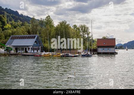 ArealBootshäuser in Bühl, großer Alpsee, bei Immenstadt, Oberallgäu, Allgäu, Bayern, Deutschland, Europa Stockfoto