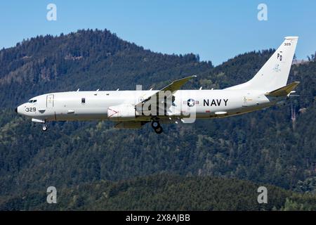 Zeltweg, Österreich - 4. September 2019: US Navy Boeing P-8 Poseidon Patrouillenflugzeug am Luftwaffenstützpunkt. Luftfahrt und Luftfahrt. Luftverteidigung. Militärindustrie. Fl Stockfoto