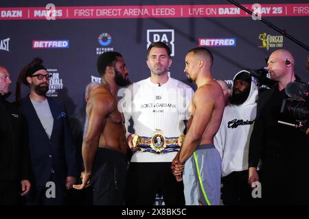 Cheavon Clarke und Ellis Zorro während des öffentlichen Wiegens in der New Dock Hall, Leeds. Bilddatum: Freitag, 24. Mai 2024. Stockfoto