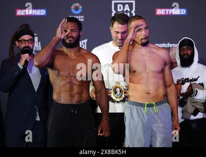 Cheavon Clarke und Ellis Zorro während des öffentlichen Wiegens in der New Dock Hall, Leeds. Bilddatum: Freitag, 24. Mai 2024. Stockfoto