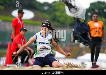 Kobe, Japan. Mai 2024. Asila Mirzayorova aus Usbekistan tritt am 24. Mai 2024 beim T11-Finale der Frauen im Langsprung bei den Para Athletics World Championships in Kobe, Japan, an. Quelle: Zhang Xiaoyu/Xinhua/Alamy Live News Stockfoto