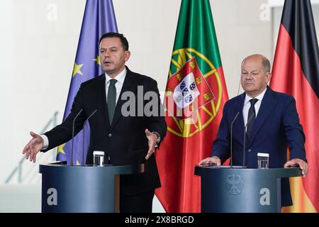 Berlin, Deutschland 24. Mai 2024: Begrüßung des Ministerpräsidenten der Republik Portugal - 24.05.2024 im Bild: v.li.: Luis Montenegro, Ministerpräsident der Portugiesischen Republik, Bundeskanzler Olaf Scholz SPD *** Berlin, Deutschland 24 Mai 2024 Begrüßung des Ministerpräsidenten der Republik Portugal 24 05 2024 Bild links Luis Montenegro, Premierminister der Portugiesischen Republik, Bundeskanzler Olaf Scholz SPD Copyright: xFotostandx/xReuhlx Stockfoto