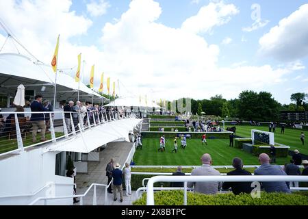 Allgemeine Ansicht am ersten Tag des Maifestivals auf der Goodwood Racecourse, Chichester. Bilddatum: Freitag, 24. Mai 2024. Stockfoto