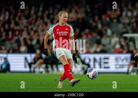 Melbourne, Australien. Mai 2024. Melbourne, Australien, 24. Mai 2024: Frida Maanum (12 Arsenal) legt den Ball während des Freundschaftsspiels der Global Football Week zwischen den A-League Women All-Stars und Arsenal im Marvel Stadium in Melbourne, Australien. (NOE Llamas/SPP) Credit: SPP Sport Press Photo. /Alamy Live News Stockfoto