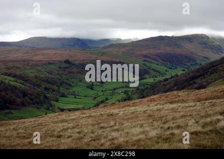 Das Longsleddale Valley von „Todd Fell“ auf dem Banniisdale Horseshoe im Lake District National Park, Cumbria, England, Großbritannien. Stockfoto