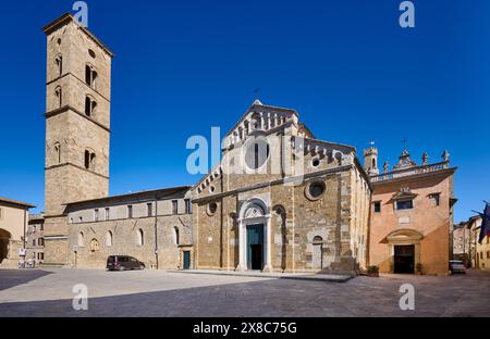 Kathedrale von Volterra, der Himmelfahrt der Jungfrau gewidmet, Cattedrale di Santa Maria Assunta, Volterra, Toskana, Italien Stockfoto