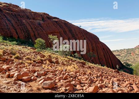 Blick auf einen Abschnitt von Kata Tjuṯa, Wanderweg Tal der Winde, im Uluru-Kata Tjuṯa Nationalpark, Nord Stockfoto