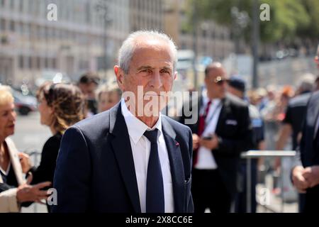 Marseille, Frankreich. Mai 2024. Hubert Falco, ehemaliger Bürgermeister von Toulon (Frankreich), wurde während der Beerdigung gesehen. Die Beerdigung von Jean-Claude Gaudin, ehemaliger Bürgermeister von Marseille seit einem Vierteljahrhundert, wurde am Donnerstag, dem 23. Mai, in Marseille begangen. Viele Persönlichkeiten, vor allem Politiker, kamen, um ihm Tribut zu zollen. Quelle: SOPA Images Limited/Alamy Live News Stockfoto