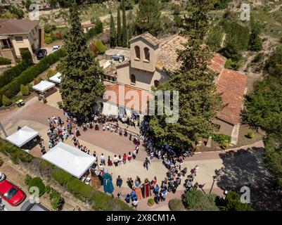 Aus der Vogelperspektive des Coca-Tanzes, beim Panellet-Festival in Marganell (Bages, Barcelona, Katalonien, Spanien) Stockfoto