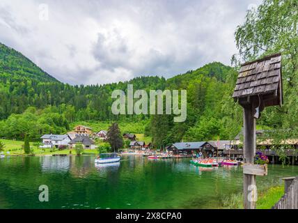 Lunz am See: Lunzer see, Bootsschuppen, Bootsverleih, Restaurant im Mostviertel, Niederösterreich, Niederösterreich, Österreich Stockfoto