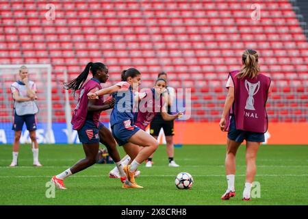 Bilbao, Spanien. Mai 2024. Bilbao, Spanien, 24. Mai 2024: Spieler von OL während des MD-1-Trainings des UEFA Women's Champions League-Endspiels einen Tag vor dem Fußballspiel zwischen dem FC Barcelona und Olympique Lyonnais im Estadio de San Mames in Bilbao, Spanien. (Daniela Porcelli/SPP) Credit: SPP Sport Press Photo. /Alamy Live News Stockfoto